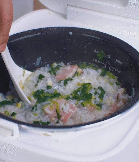 煮好時加白胡椒適當調味。