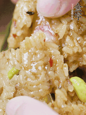 冷水下鍋煮3-4小時(shí)。